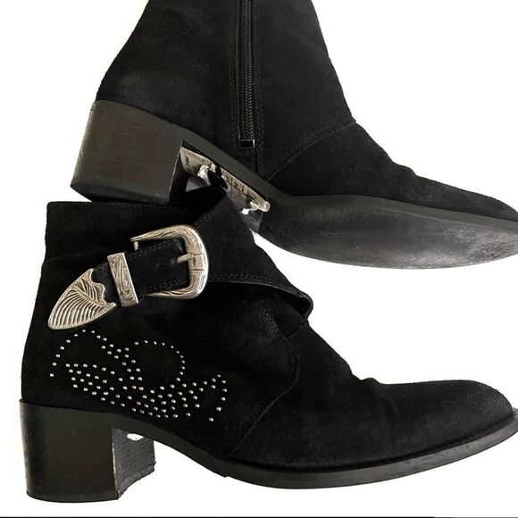 BIANCO Boots Black Suede Bucke Size 7 studded - Picture 1 of 8